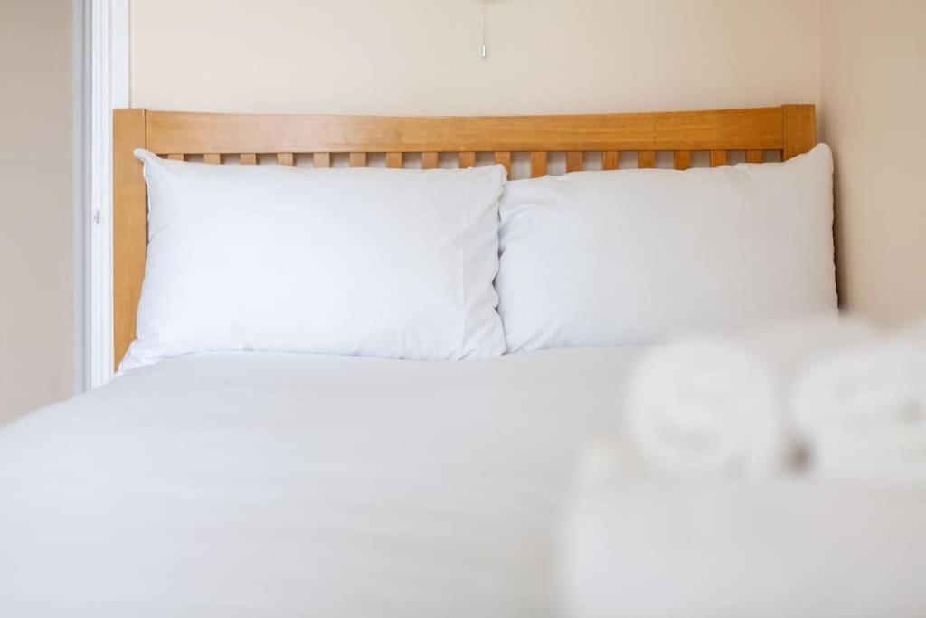 Spacious & Central 3-Bed Flat By Popular Waterloo! ลอนดอน ภายนอก รูปภาพ