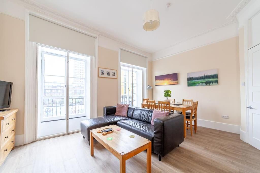 Spacious & Central 3-Bed Flat By Popular Waterloo! ลอนดอน ภายนอก รูปภาพ